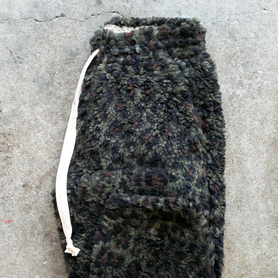 gustin #41 mammoth leopard fleece joggers - olive