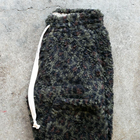 gustin #41 mammoth leopard fleece joggers - olive