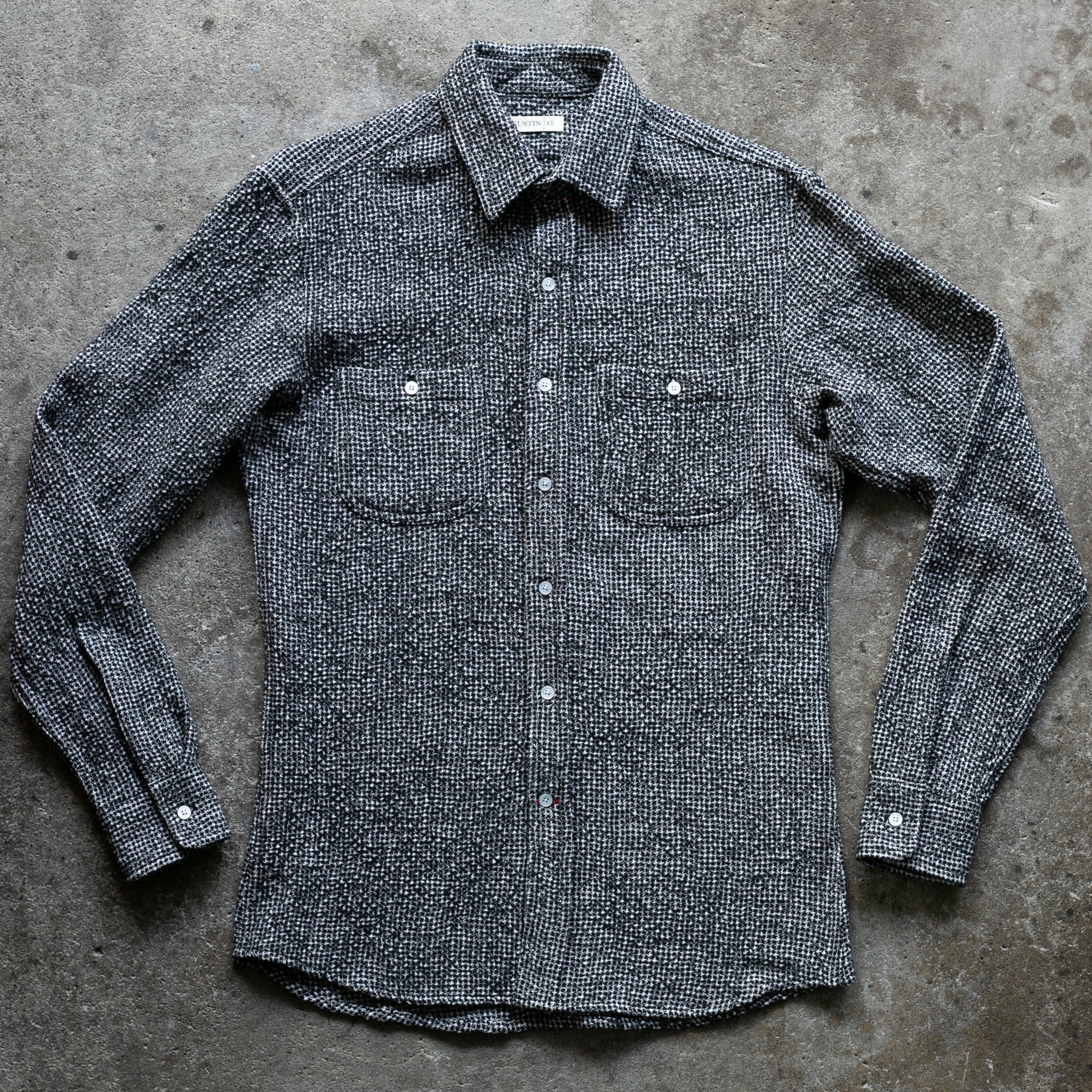 1323 Japan Rustic Gauze Houndstooth - Salt & Pepper | Gustin