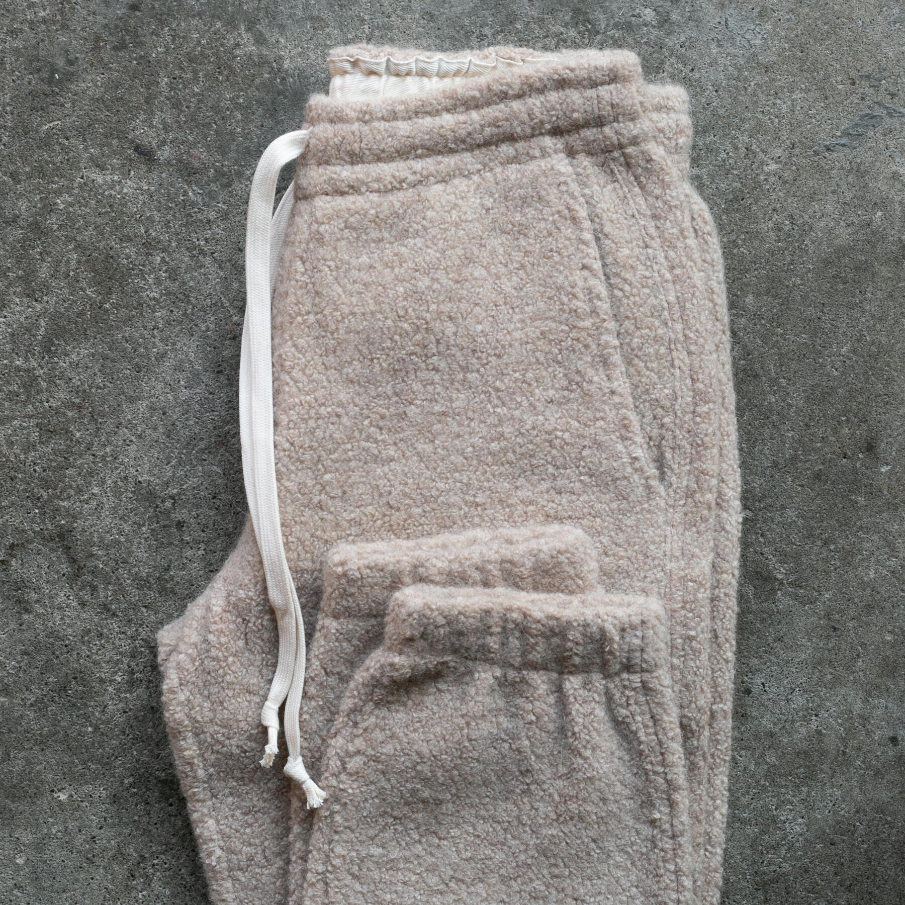 gustin wool fleece joggers - natural