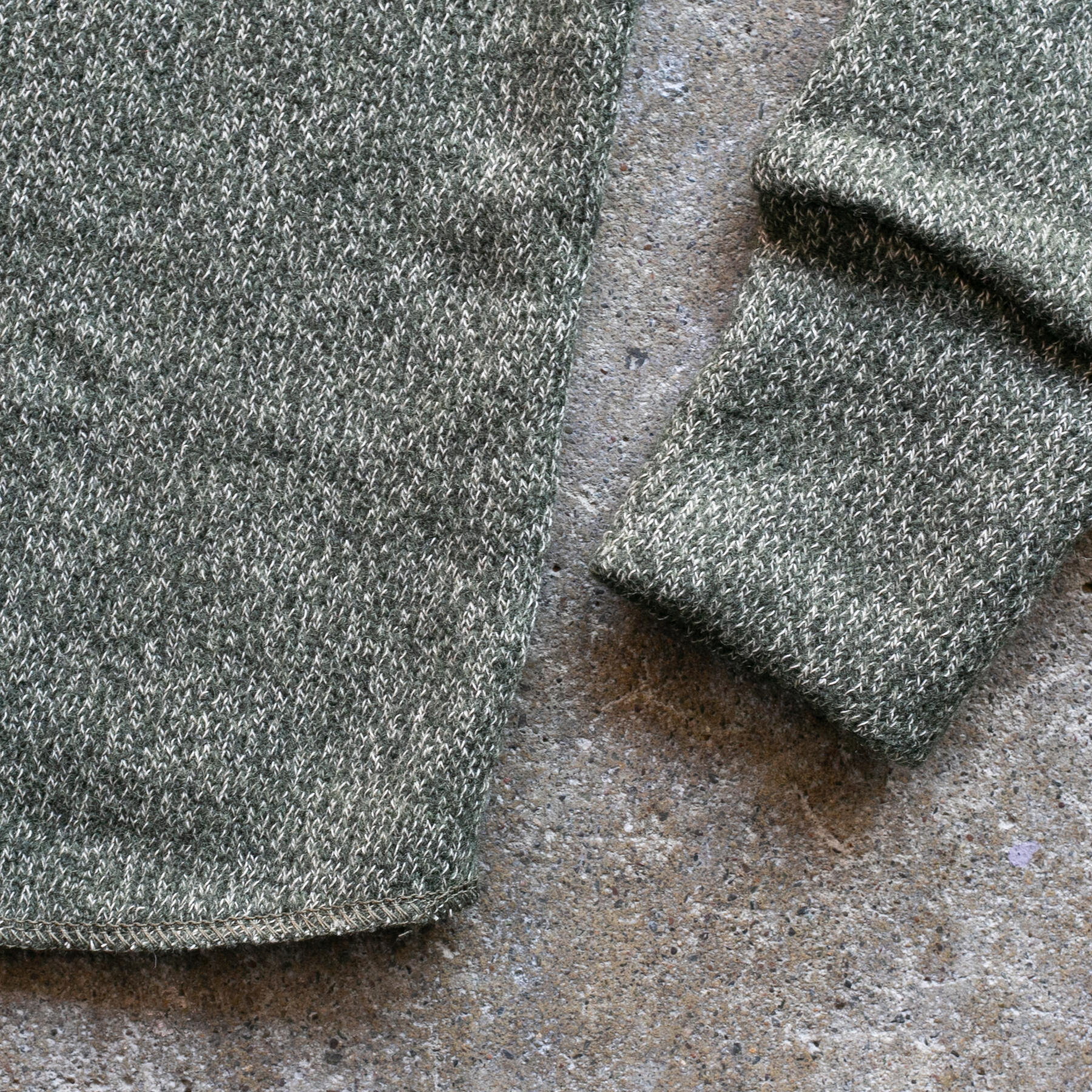 gustin ultrasoft triple twist crewneck - moss