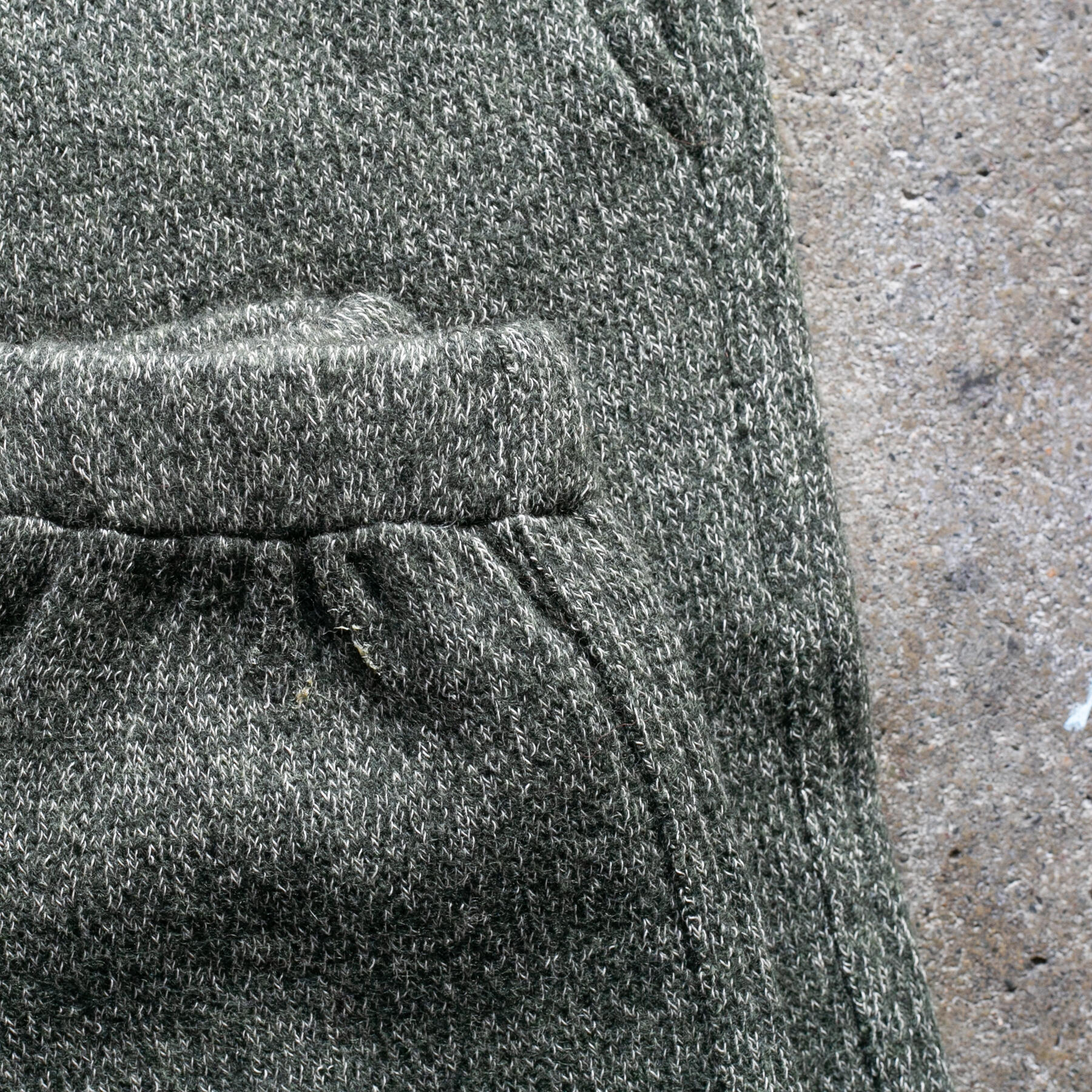 gustin ultrasoft triple twist joggers - moss