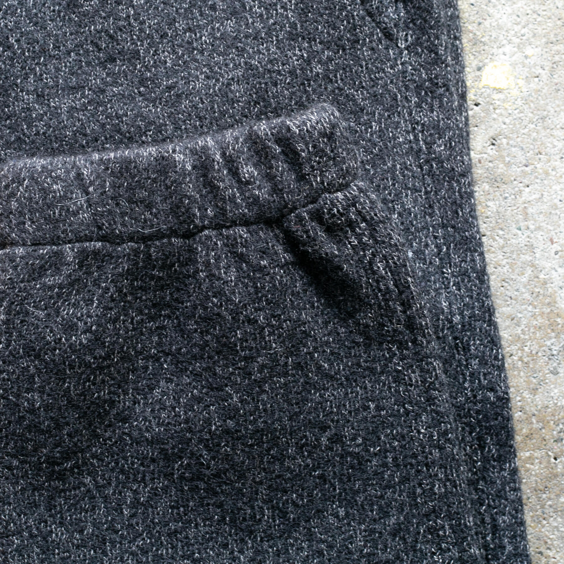 gustin ultrasoft triple twist joggers - charcoal