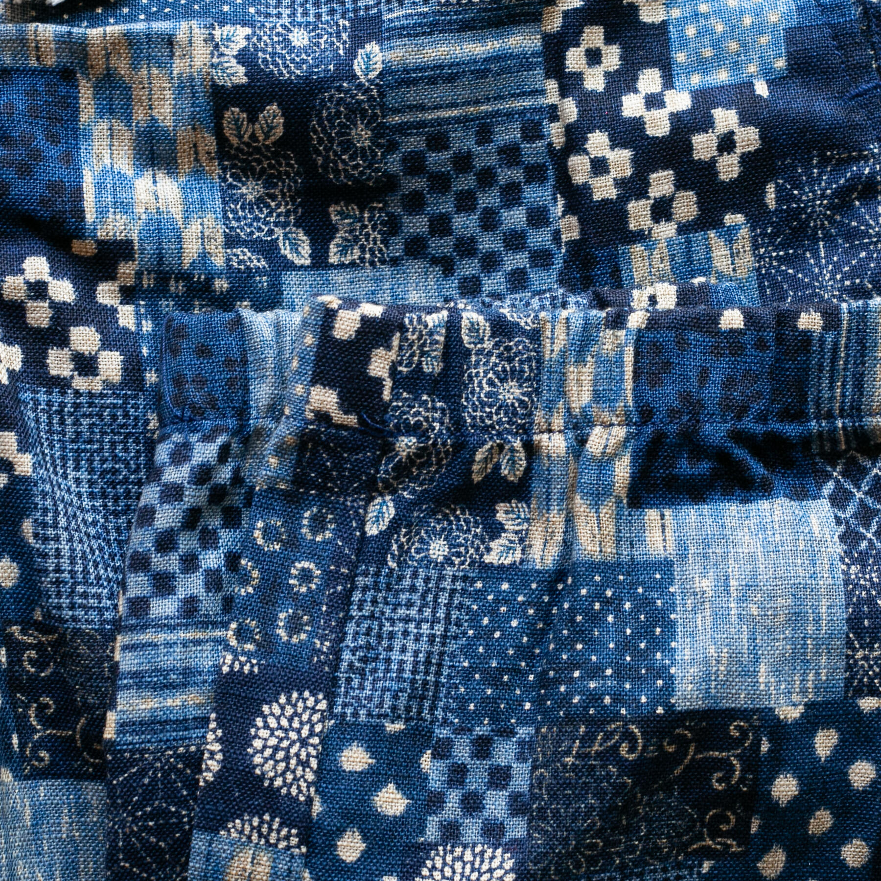 gustin #57 japan navy patchwork joggers