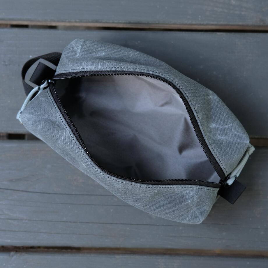 gustin waxed canvas dopp kit - charcoal