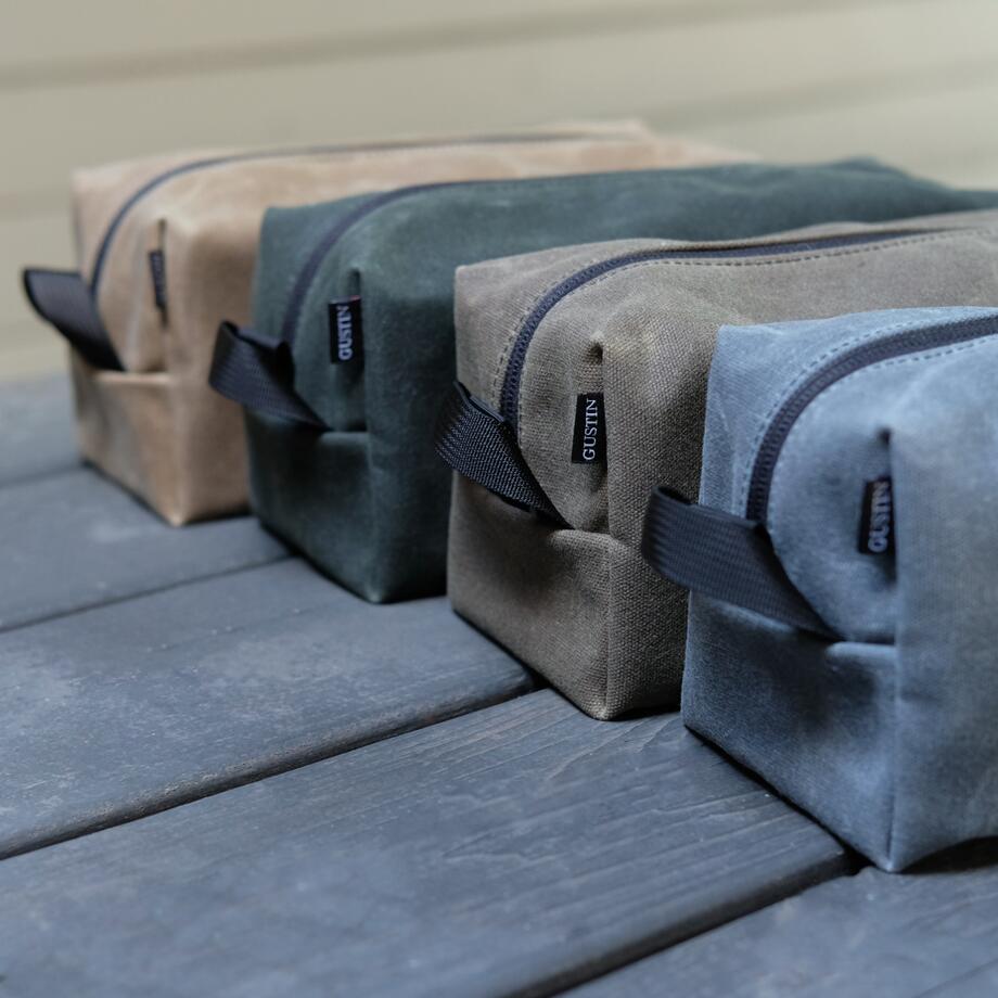 gustin waxed canvas dopp kit - field tan