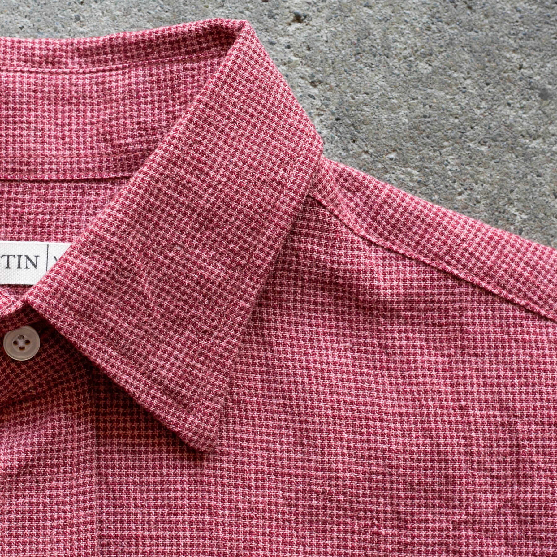 gustin #1355 summer houndstooth shirt - brick
