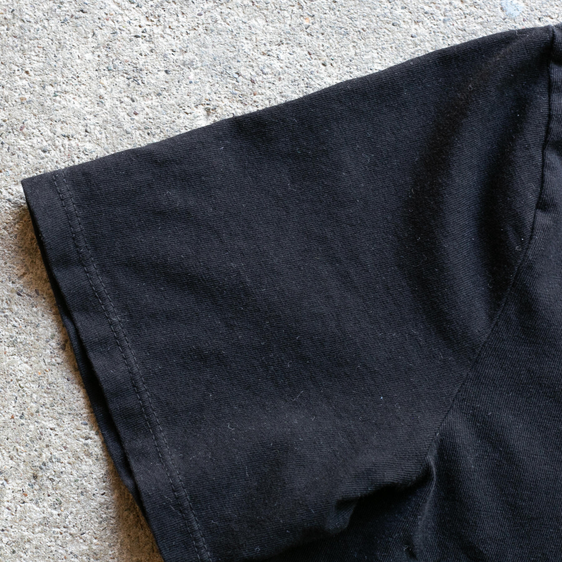 gustin v-neck t-shirt classic collection