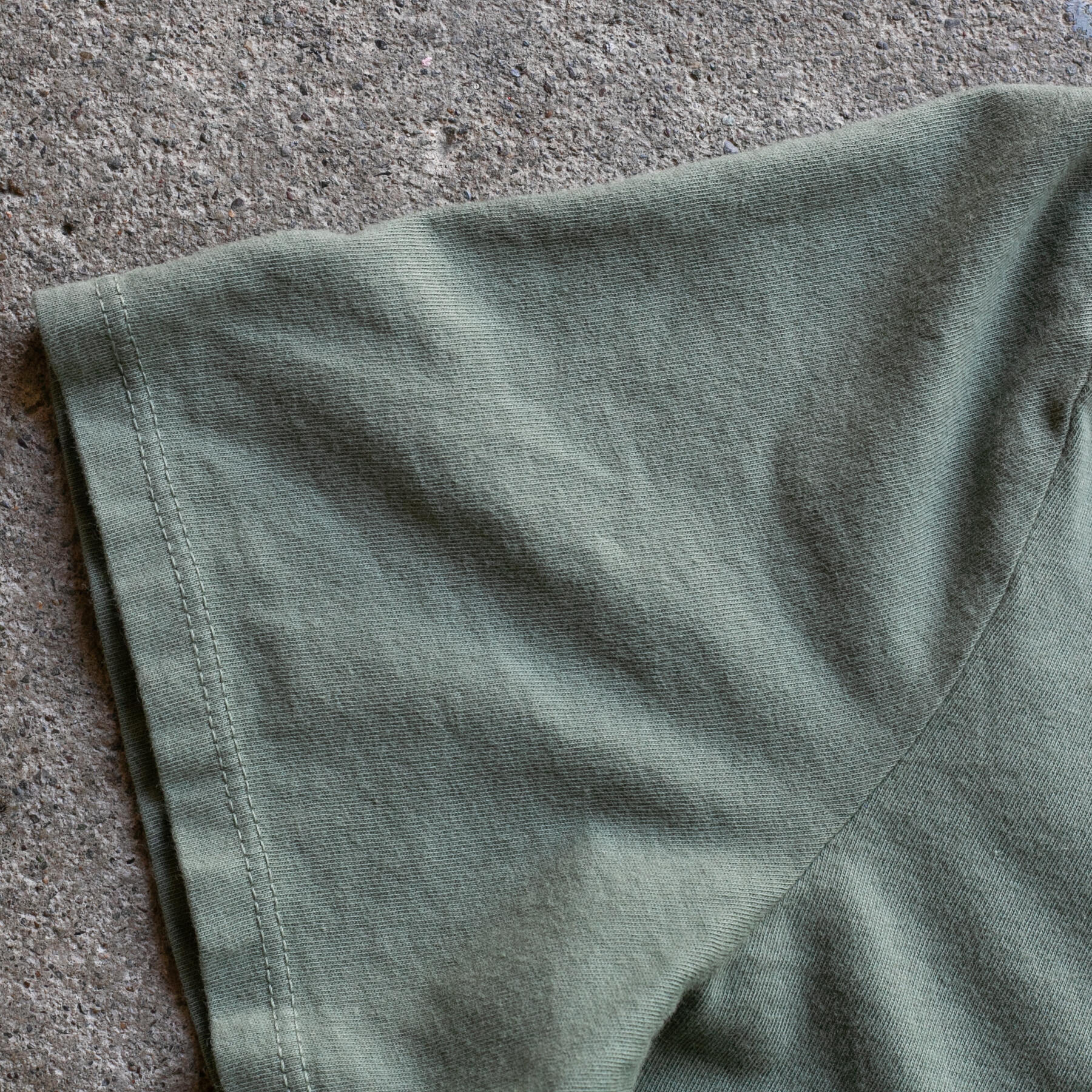 gustin v-neck t-shirt classic collection