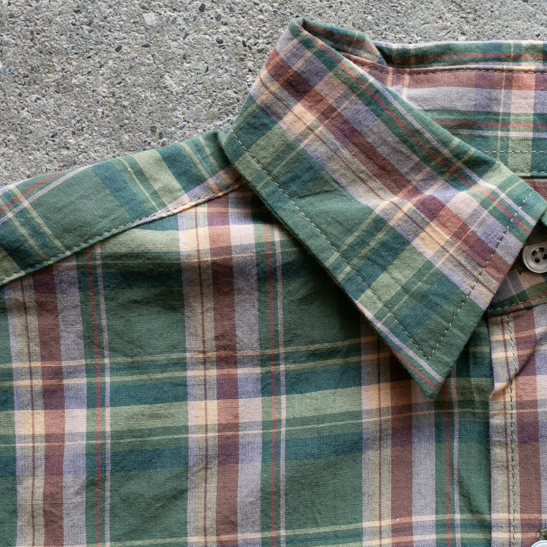 gustin #1373 organic madras shirt - forest