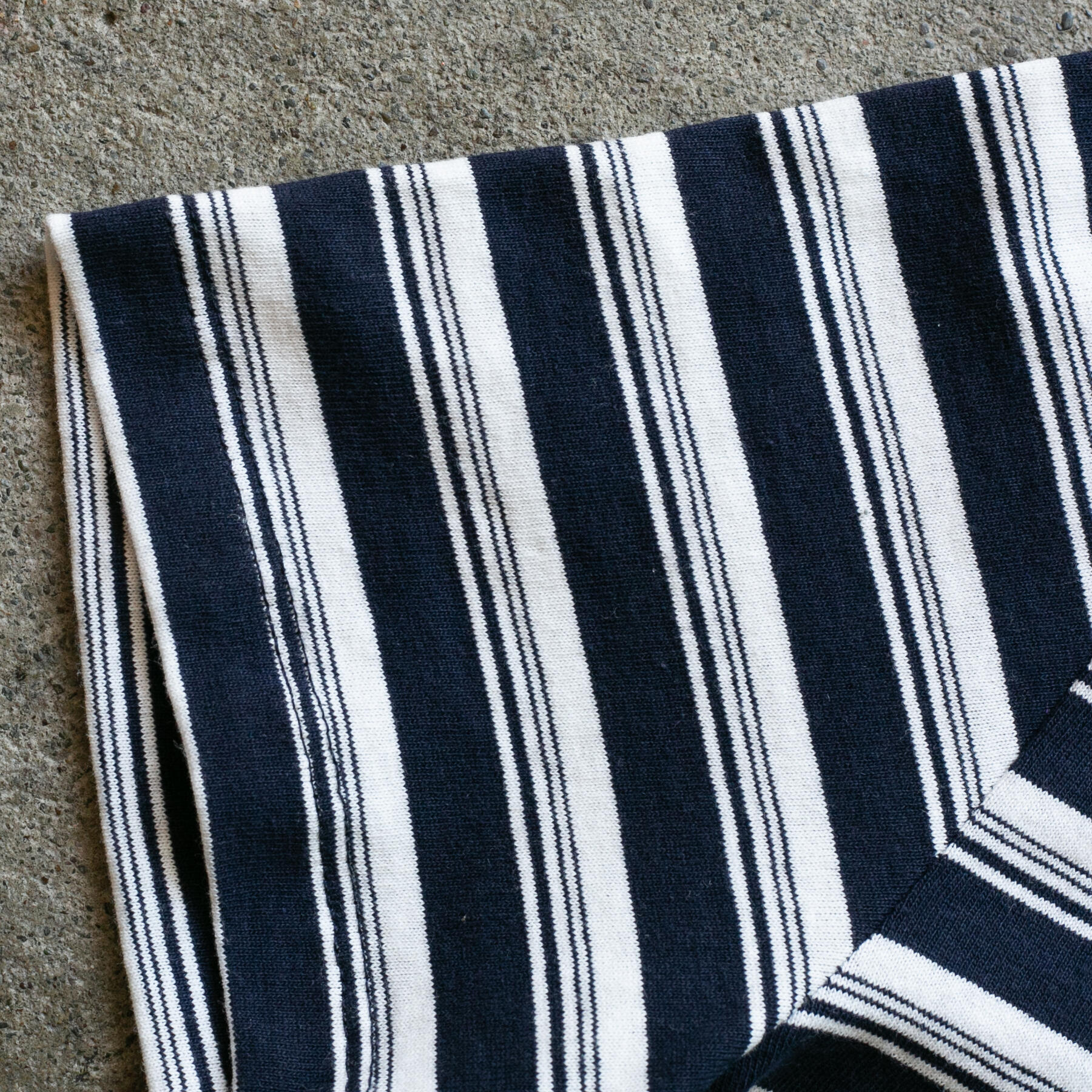 gustin japan heavy retro stripe t-shirt - navy