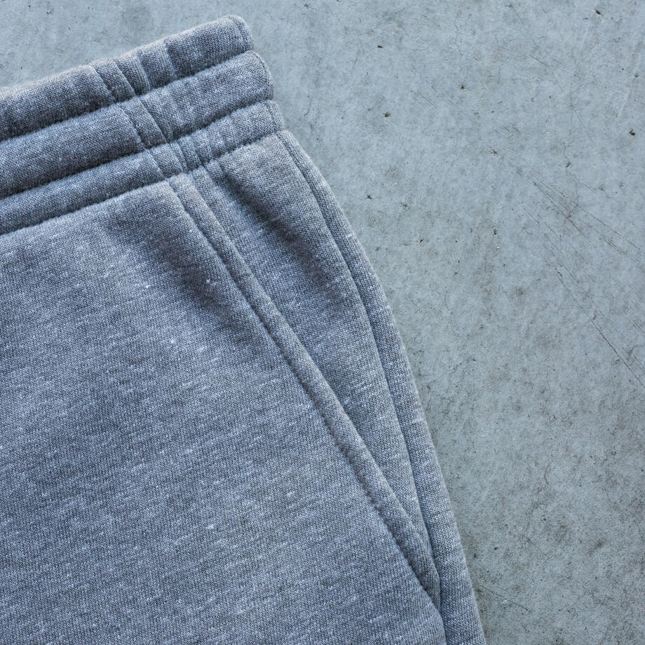 gustin plush fleece sweatshorts - heather grey
