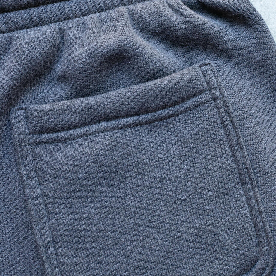gustin plush fleece sweatshorts - charcoal
