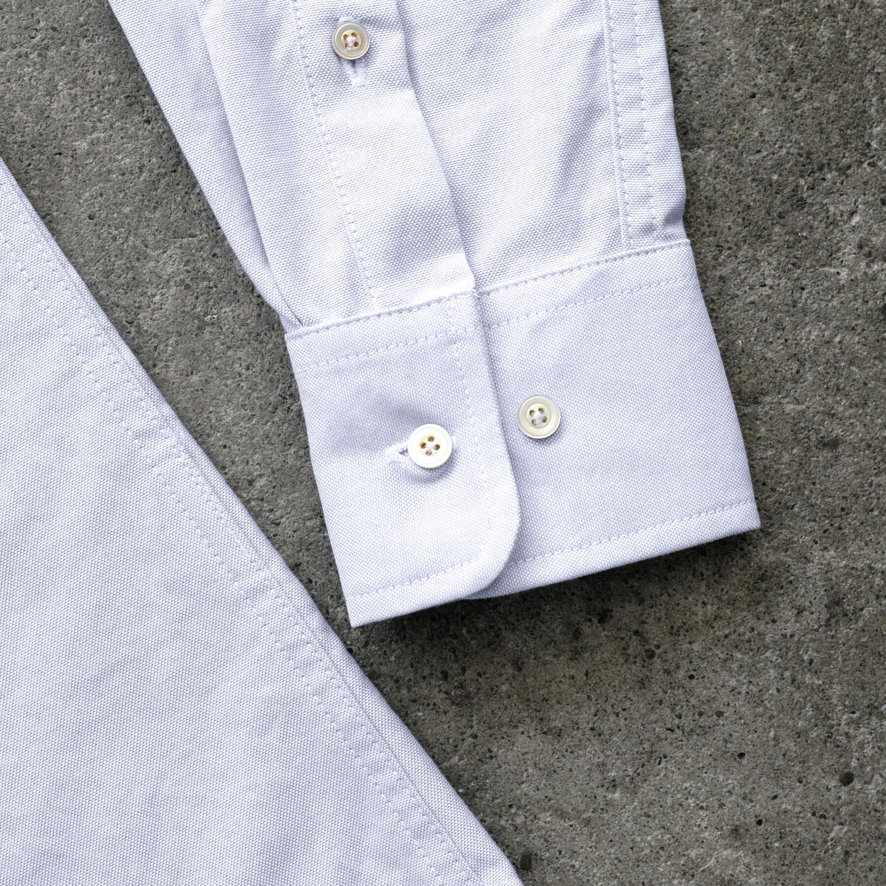 gustin thomas mason white oxford